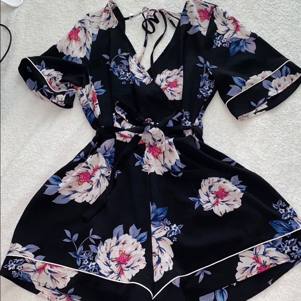 Black floral Francesca’s romper